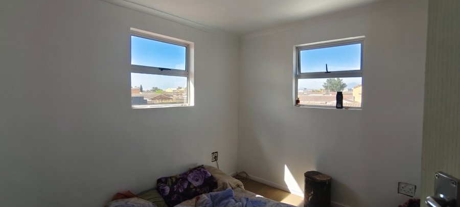 5 Bedroom Property for Sale in Westridge Western Cape